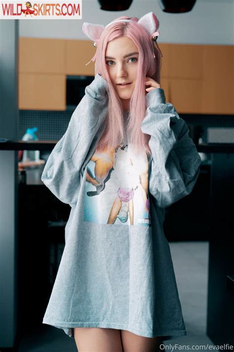 eva elfie nuda|@EvaElfie .